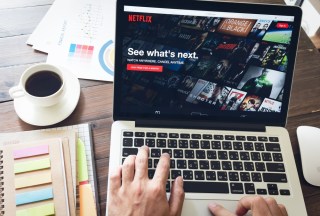 Netflix Trials Mobile-Only Subscription