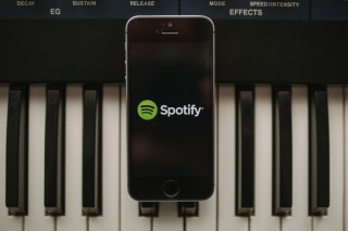 Spotify Paid Subscriptions Jump 40 Pct YoY