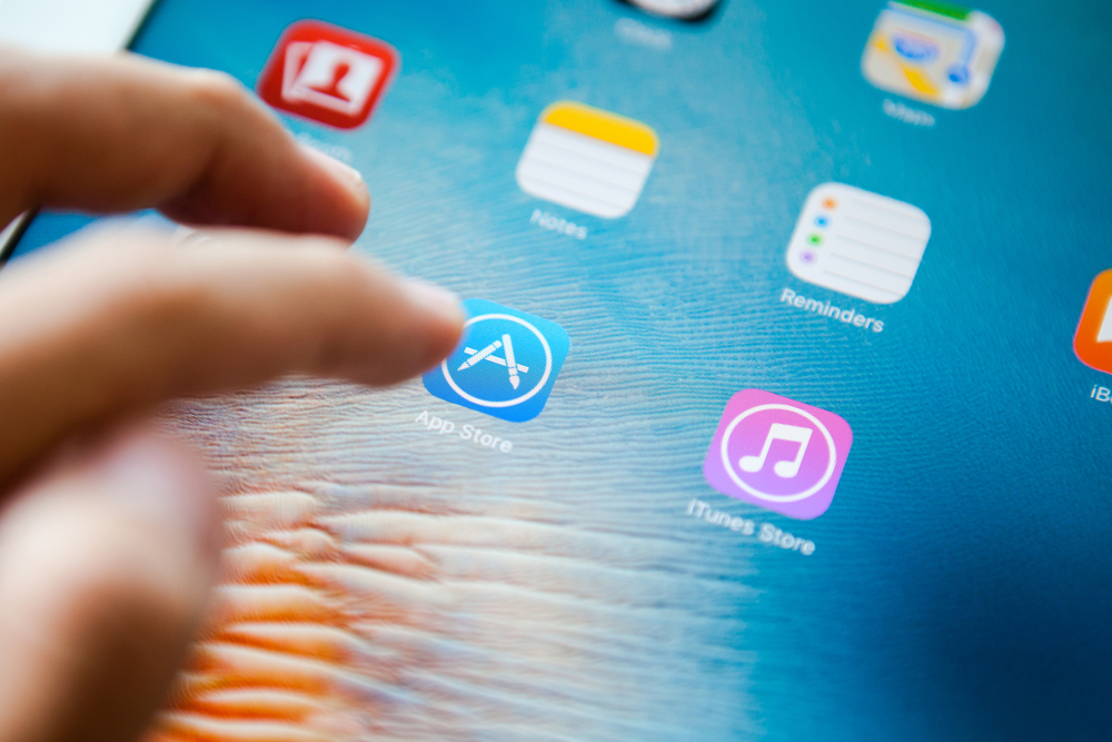 The Apple iPhone Sales Rope-A-Dope