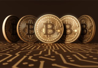 Bitcoin Daily: Bitcoin’s Dive Lengthens; Swiss Stock Exchange Says ‘Yes’ To Bitcoin ETP