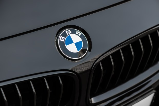 BMW Wins Ride-Hailing License In China