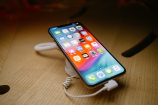 Apple Ups Trade-In Value For Old iPhones