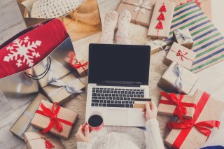 Walmart, Target Clamor For Holiday eCommerce Bump