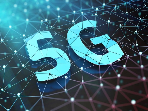 Apple Puts 5G Plans On Hold Until At Least 2020
