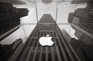 Analyst: Apple Could See Double-Digit Stock Declines In 2019