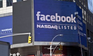 Facebook Shares Fall 7.3 Pct Post-DC Lawsuit