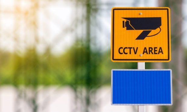 UK Trials Facial Recognition Tech During The Holidays