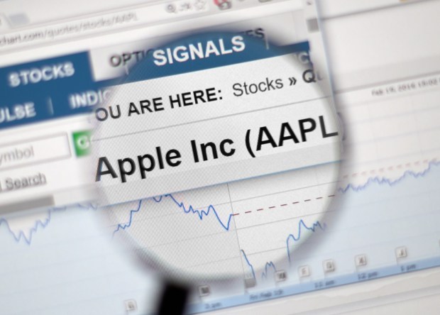 Apple, Other Tech Shares Jump After Tariff Pause