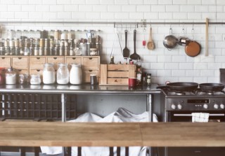 Food Delivery Services Expand Ordering Options With Shared Kitchens