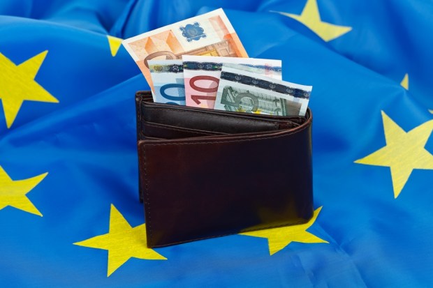 EU Strikes Deals On Money Laundering, Bank Reform