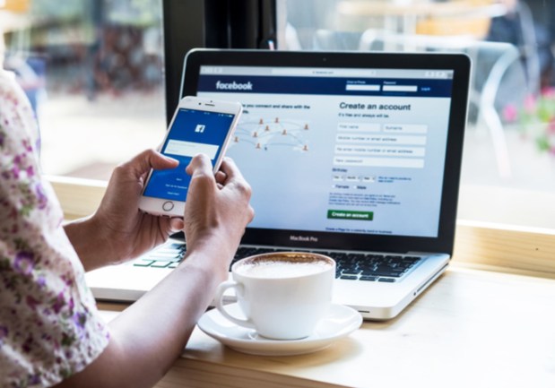 Facebook Makes Gift Ideas Shareable With Collections