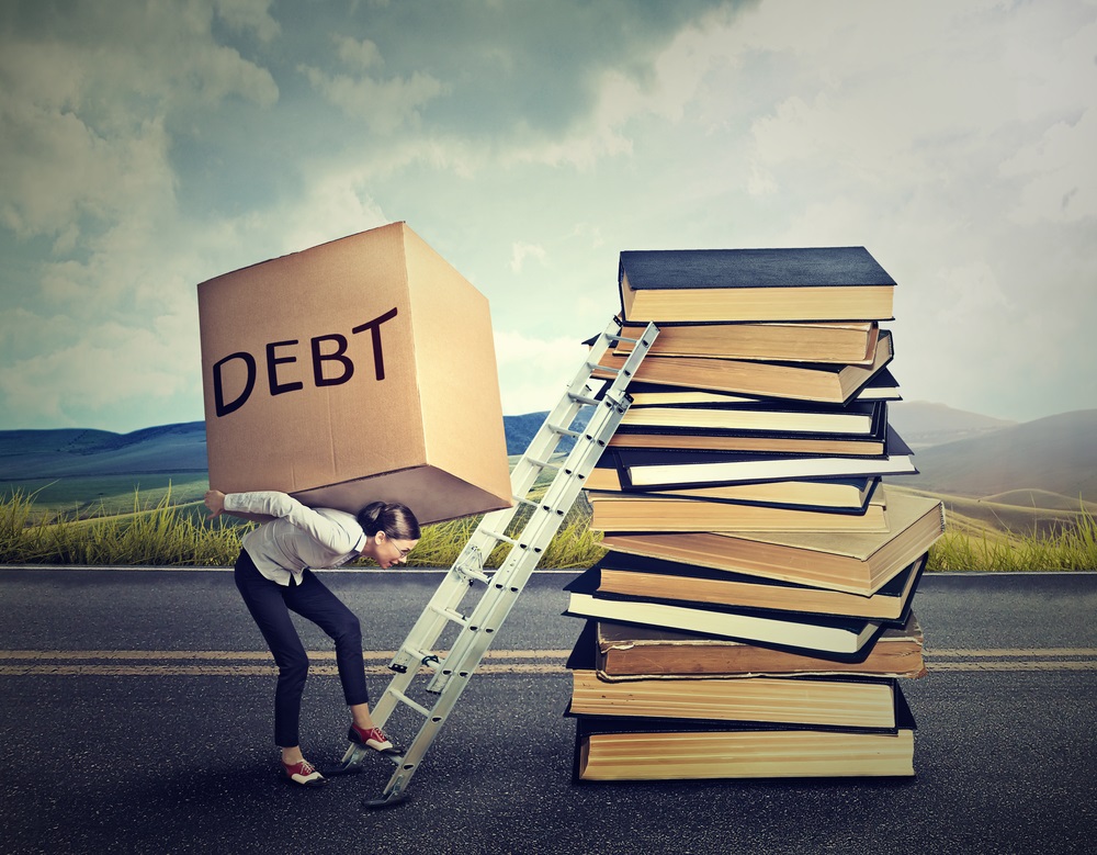 Student Loan Debt Hits $1.465 Trillion, Sets New Record