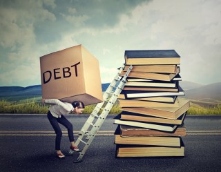 Student Loan Debt Hits $1.465 Trillion, Sets New Record