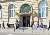 Deutsche Bank Draws Bipartisan Inquiry Over AML