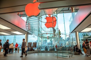 Goldman Predicts More Pain For Apple, Likens It To Nokia