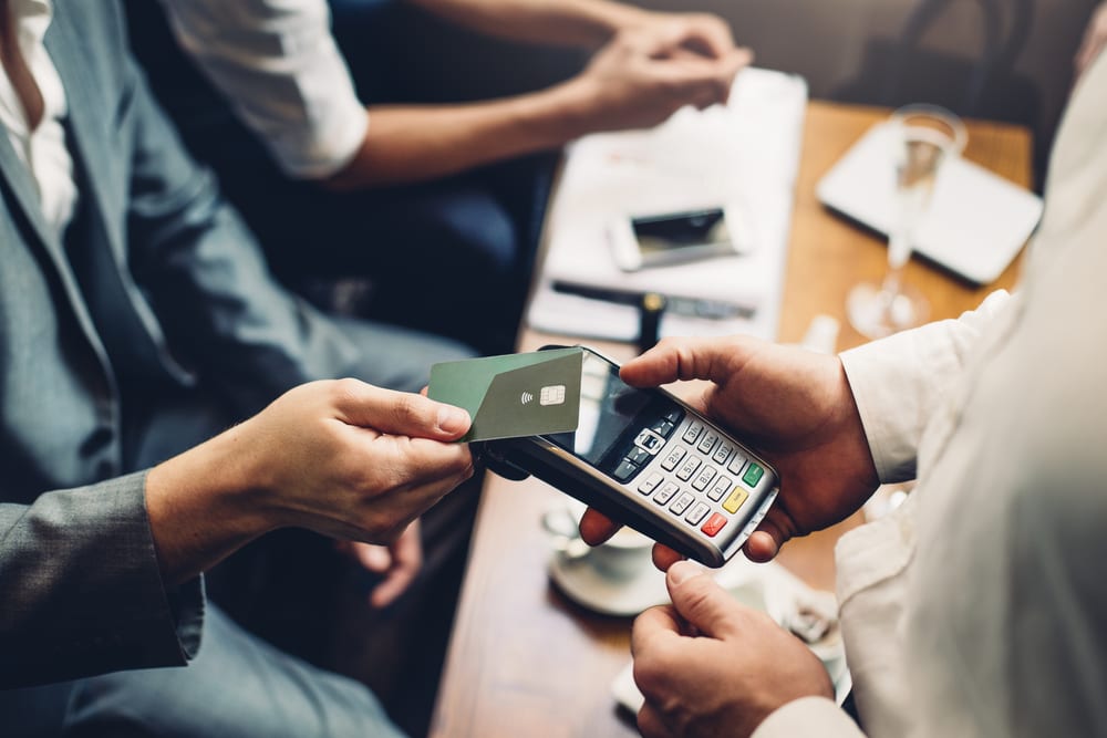 Giving Community Banks The Contactless Card Boost