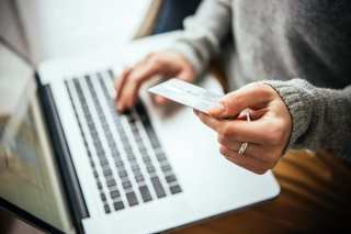SWIFT Ties gpi To eCommerce And DLT