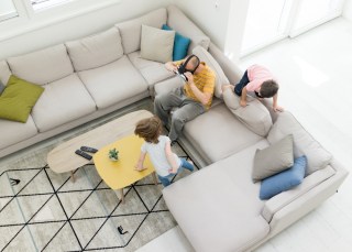 Amazon Turns To VR To Boost Furniture Sales