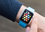 Insurers Mull Bringing Apple Watches to Seniors