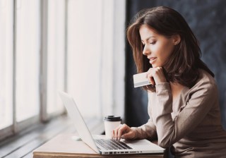 Data Shows Boost In Holiday eCommerce Traffic