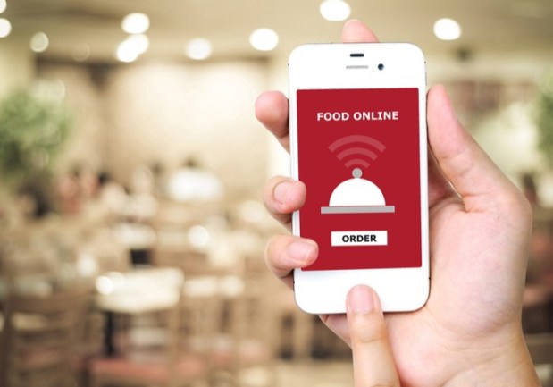 Five Ways QSRs Are Encouraging Diners To Skip Lines And Order Ahead