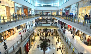 Footfall Worries US Retail Despite Strong Holiday Season