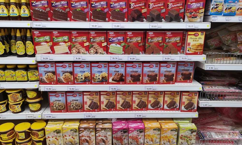 Robots Tasked With Restocking Retail Shelves