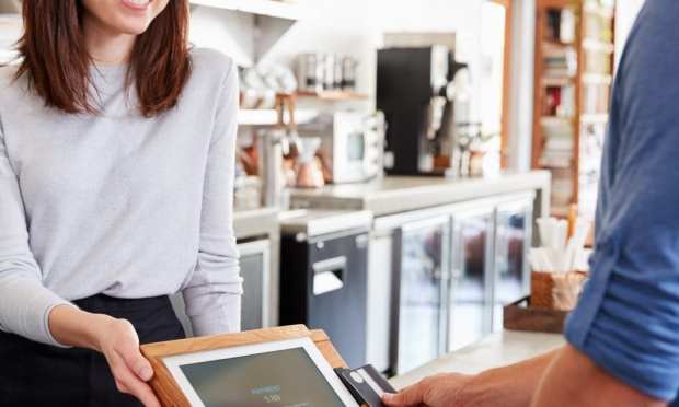 New Square Card Promises Instant Funds To SMBs