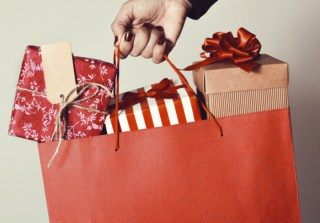 Retail Pulse: Target, Kohl’s Report Holiday Sales, Sears May Review New ESL Bid