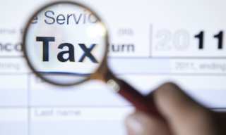 Berkshire’s Munger Weighs In On ‘Stupid’ Tax Policies … And Much Else