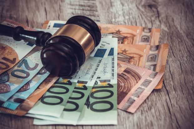 EU Parliament Eyes New Rules On Cross-Border Payment Fees