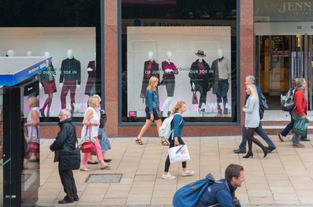 Investors Predict Retail Slowdown In US