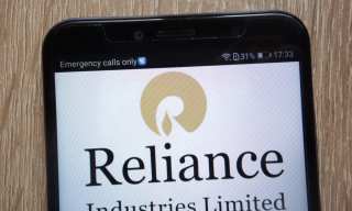 Amazon India Rival Reliance Can’t Share Consumer Data