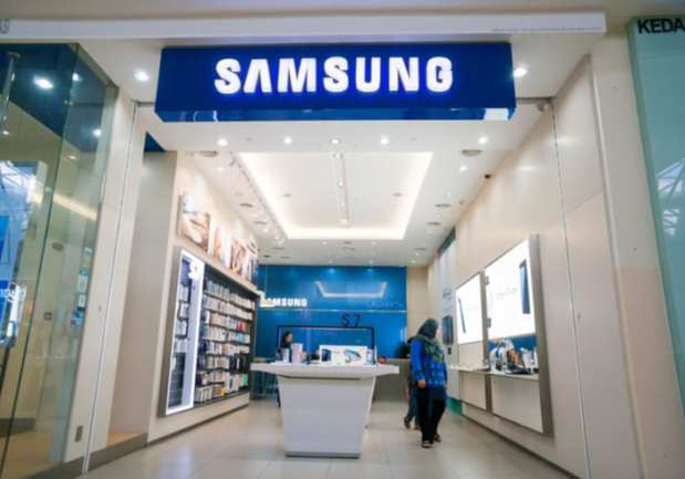 Samsung Expands Beyond Pop-Ups With Full-Scale Stores