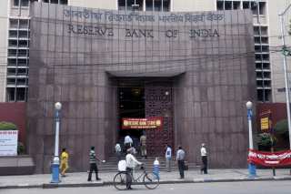 Indian Economists Meet With Central Bank About Slowdown