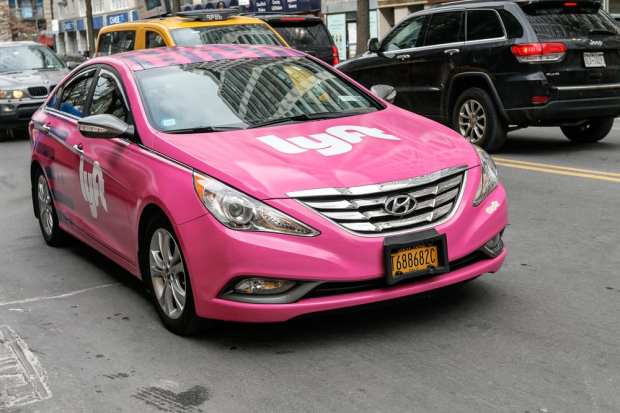 Lyft Lifts Driver Loyalty With Free Debit Cards, Bank Accounts