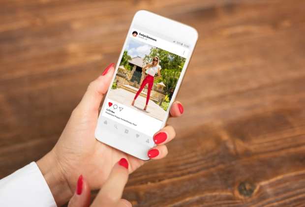 PayPal Powers Instagram Checkout