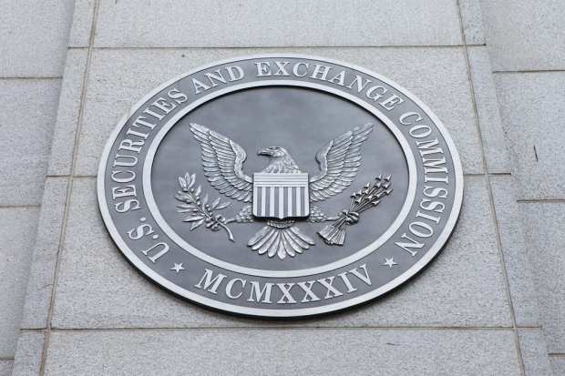 Senators Seek Stronger SEC Clawbacks In Financial Crimes