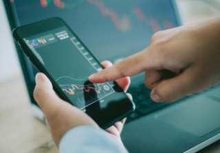 Personal Income, Consumer Spending Signal Weak Q1 Growth