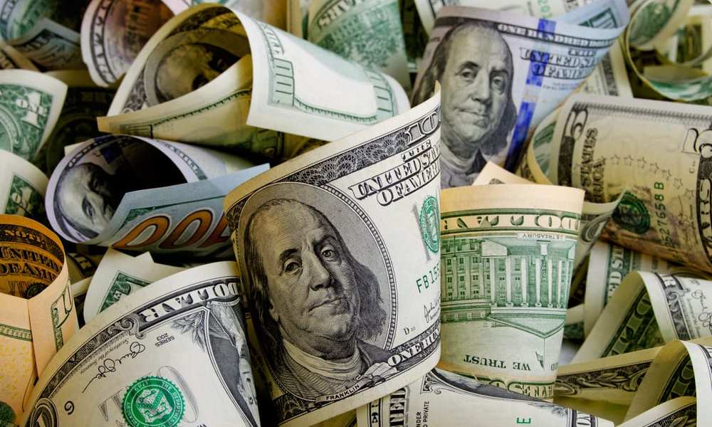 Report: Richest People Have Record Cash Stashes