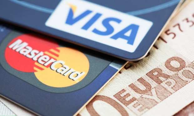 Mastercard, Visa Cut Tourist Interchange In Response To EC Pressure