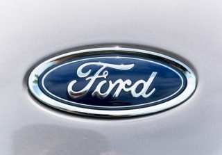 Ford Teams With Amazon For In-Car Delivery