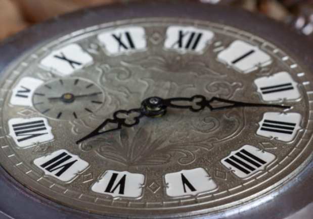 How Watch eTailers Sell Historical Timepieces In The Digital Age