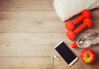 Fitness Subscriptions Stretch To Bring Personal Training Home