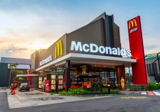 McDonald’s Curtails Late-Night Menu