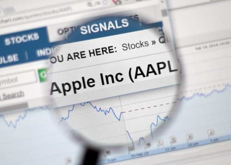 Apple Restarts Race To $1 Trillion Market Cap