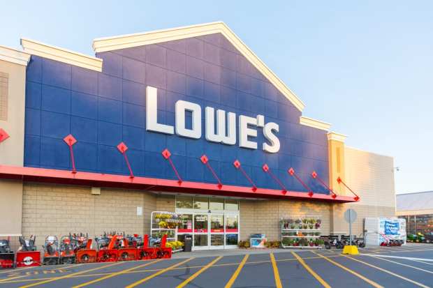 Lowe’s Sees Online Sales Rise 16 Pct.; Shares Hit By High Costs
