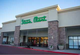Stein Mart Plans Amazon Locker Rollout; Dressbarn Stores To Close