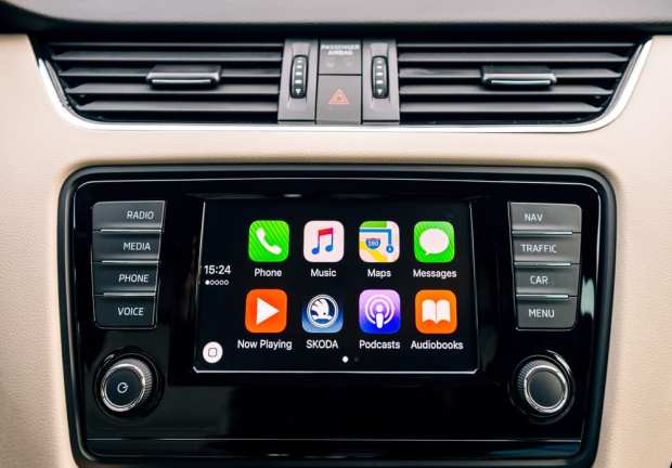 car dashboard Apple apps
