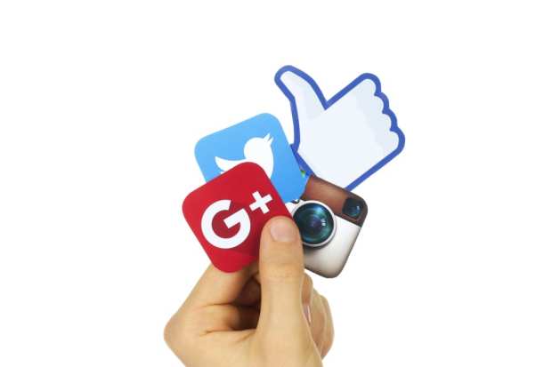 Tech Cos Fire Back At Senate Bill To Remove Online Immunity